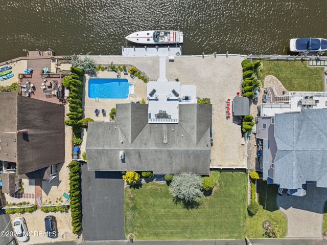 150 Royal Drive, Brick, NJ 08723