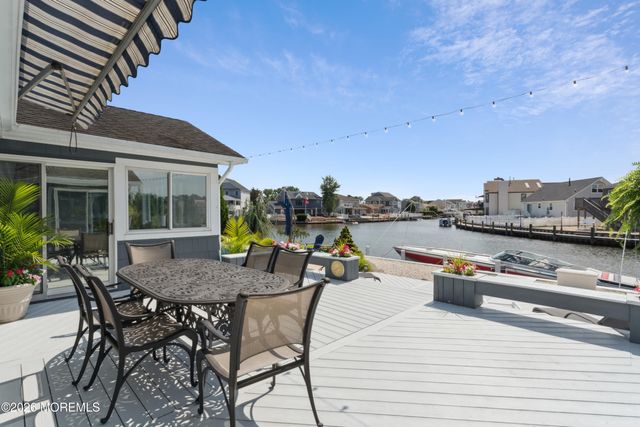 150 Royal Drive, Brick, NJ 08723