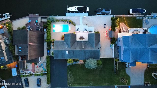 150 Royal Drive, Brick, NJ 08723