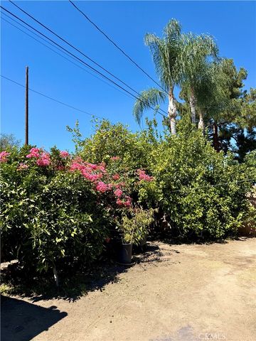 1245 Ross, Pomona, CA 91767
