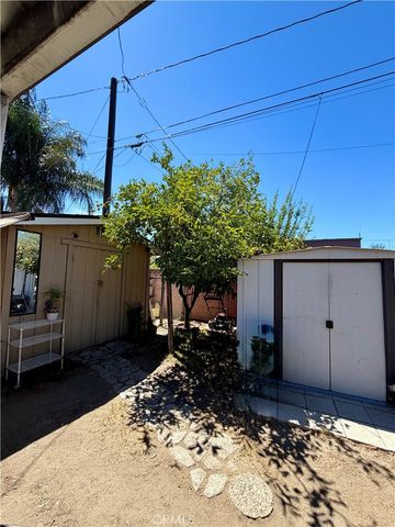 1245 Ross, Pomona, CA 91767