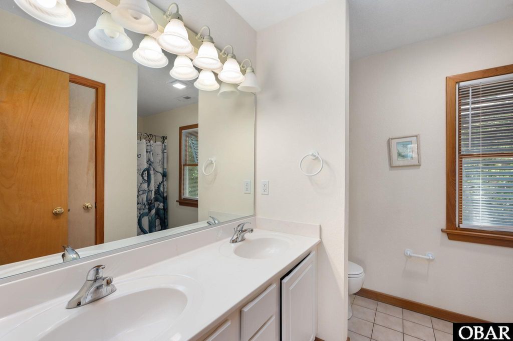 Image 12 of property listing at 987 Whalehead Drive Lot 29, Corolla, NC 27927