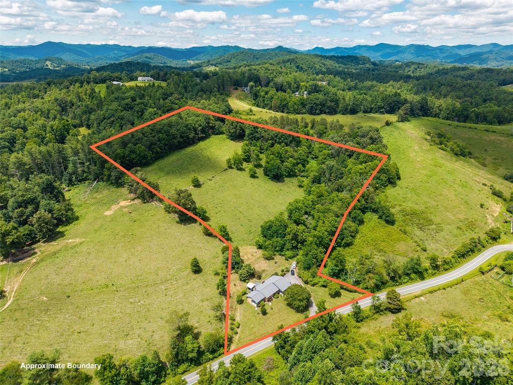737 Tillery Branch Road, Marshall, NC 28753