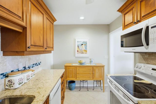 500 PARK BOULEVARD S 127, Venice, FL 34285