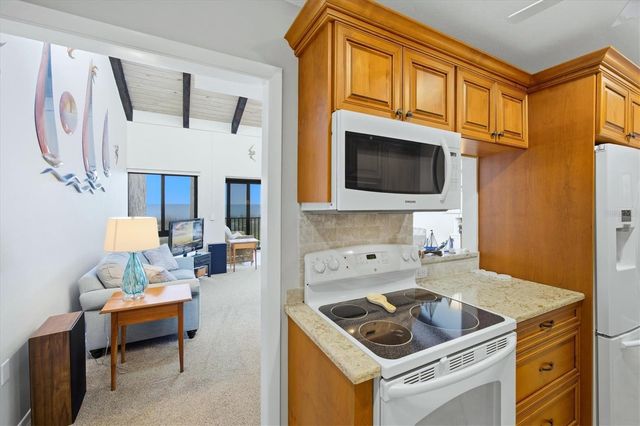 500 PARK BOULEVARD S 127, Venice, FL 34285