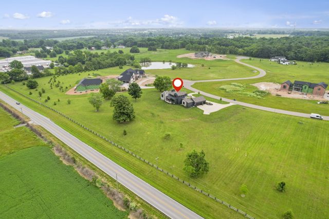 269 E Wisteria Lane, Ozark, MO 65721