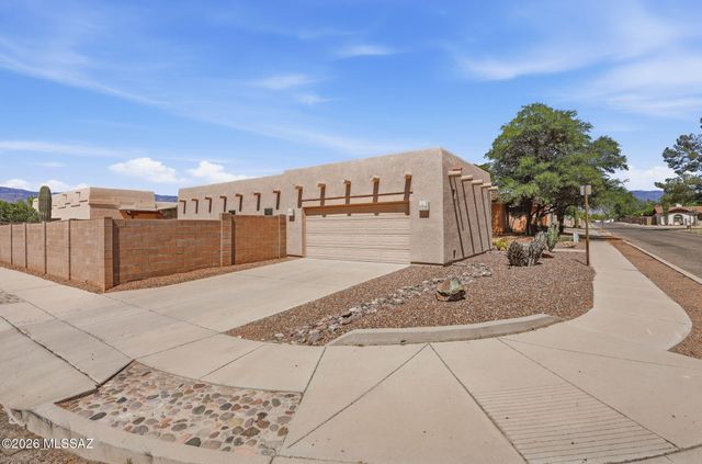 1610 N Debra Sue Place, Tucson, AZ 85715