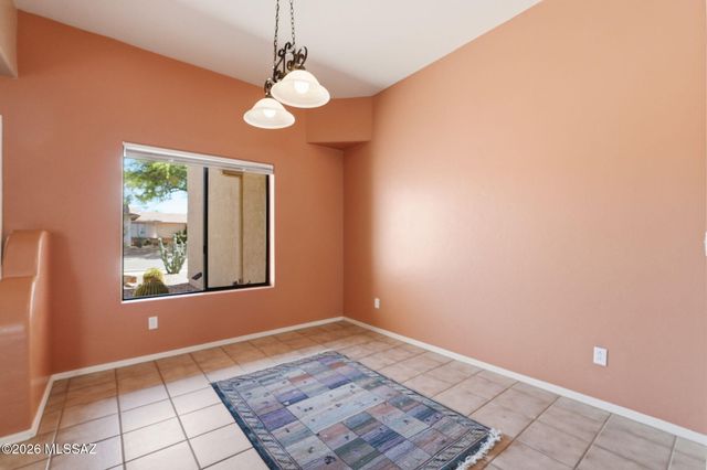 1610 N Debra Sue Place, Tucson, AZ 85715