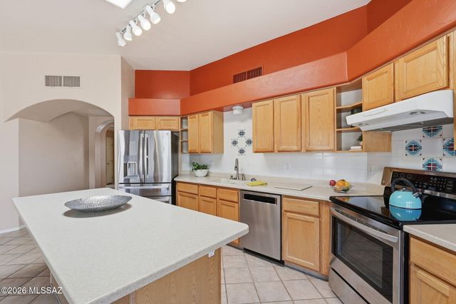 1610 N Debra Sue Place, Tucson, AZ 85715