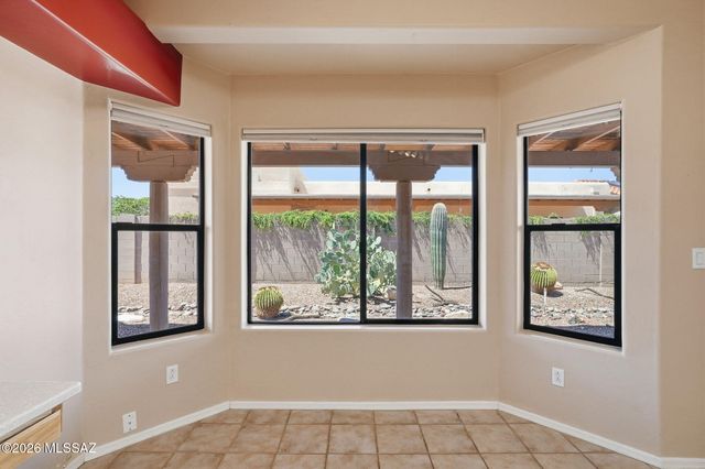1610 N Debra Sue Place, Tucson, AZ 85715