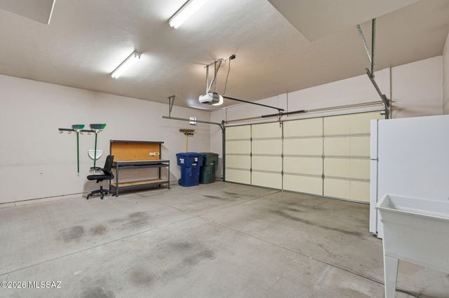 1610 N Debra Sue Place, Tucson, AZ 85715