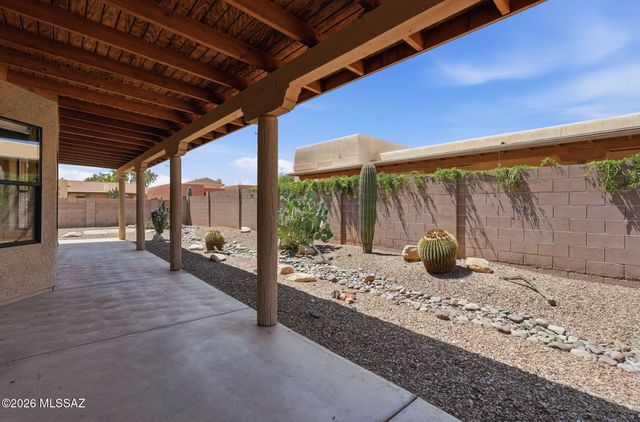 1610 N Debra Sue Place, Tucson, AZ 85715