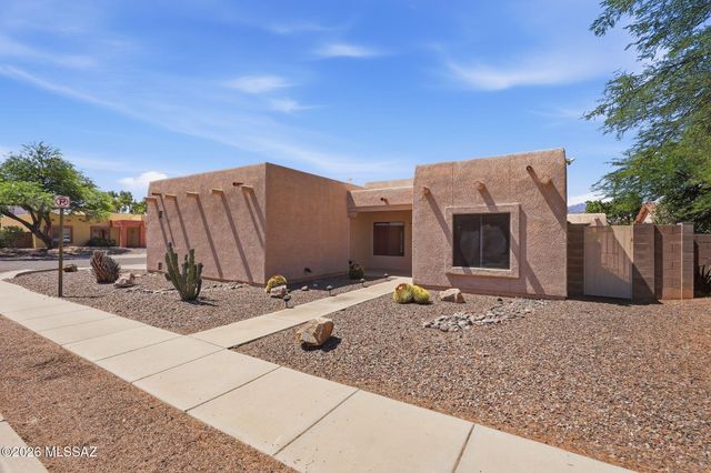 1610 N Debra Sue Place, Tucson, AZ 85715