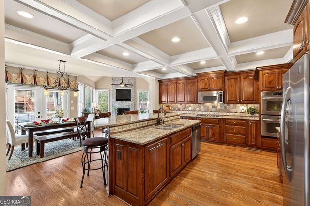 2370 Hopehaven Way, Hoschton, GA 30548