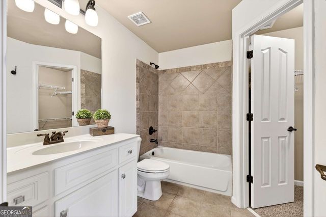 2370 Hopehaven Way, Hoschton, GA 30548