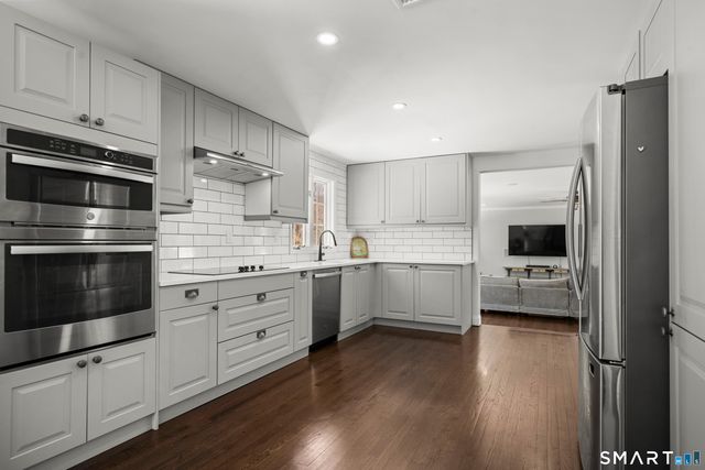 8 Hickory Court, Colchester, CT 06415