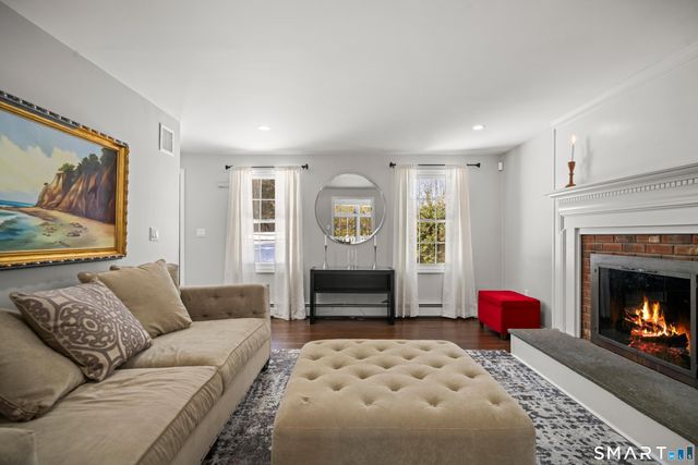 8 Hickory Court, Colchester, CT 06415