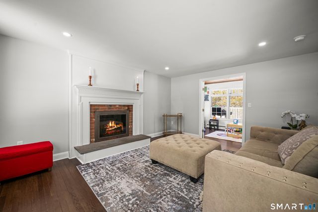 8 Hickory Court, Colchester, CT 06415