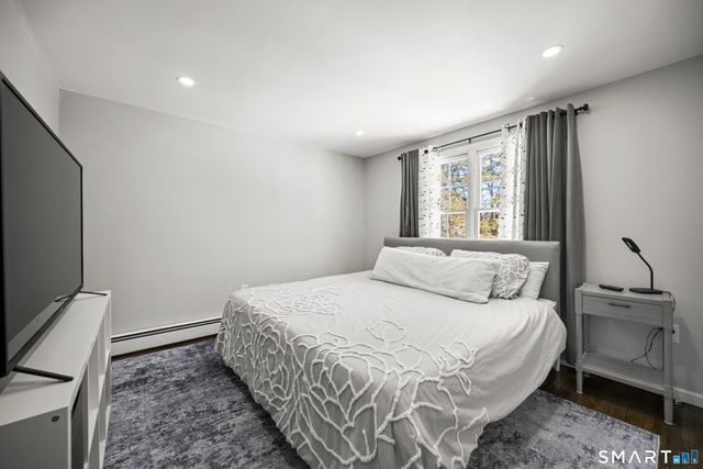 8 Hickory Court, Colchester, CT 06415