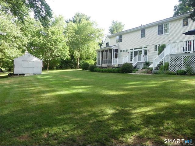 8 Hickory Court, Colchester, CT 06415