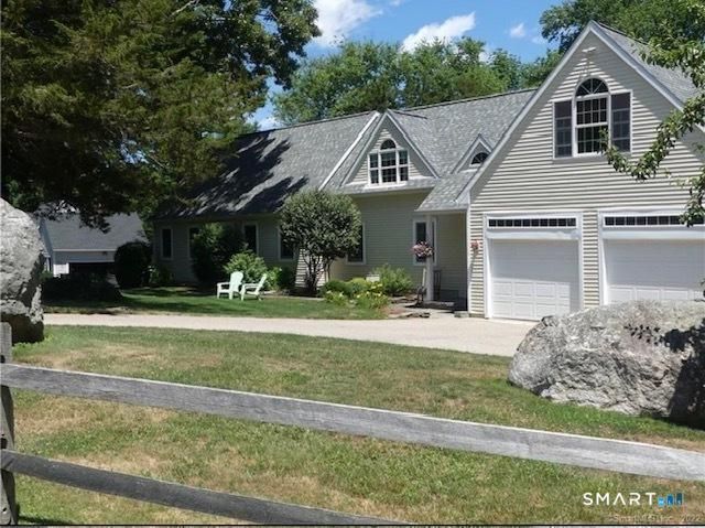 8 Hickory Court, Colchester, CT 06415