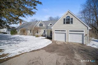8 Hickory Court, Colchester, CT 06415