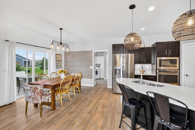 9914 Autumn Breeze Road, Middleton, WI 53562