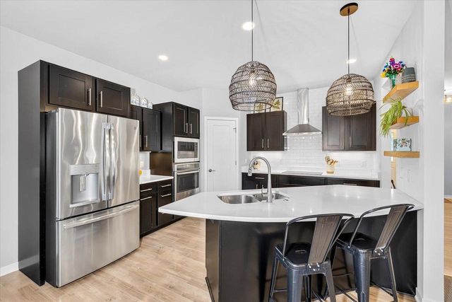 9914 Autumn Breeze Road, Middleton, WI 53562