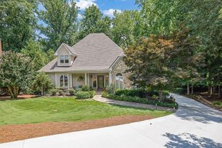 9370 Bluffwind Chase, Roswell, GA 30076