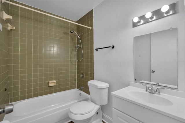 5850 PEREGRINE AVE C10, Orlando, FL 32819