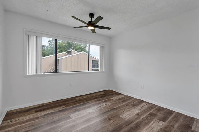 5850 PEREGRINE AVE C10, Orlando, FL 32819