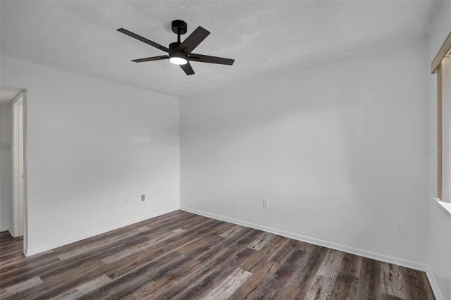5850 PEREGRINE AVE C10, Orlando, FL 32819