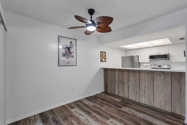 5850 PEREGRINE AVE C10, Orlando, FL 32819