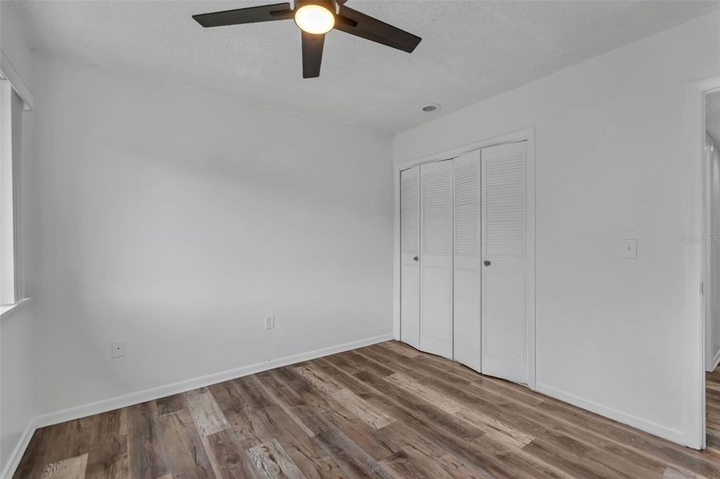 Image 23 of property listing at 5850 PEREGRINE AVE C10, Orlando, FL 32819