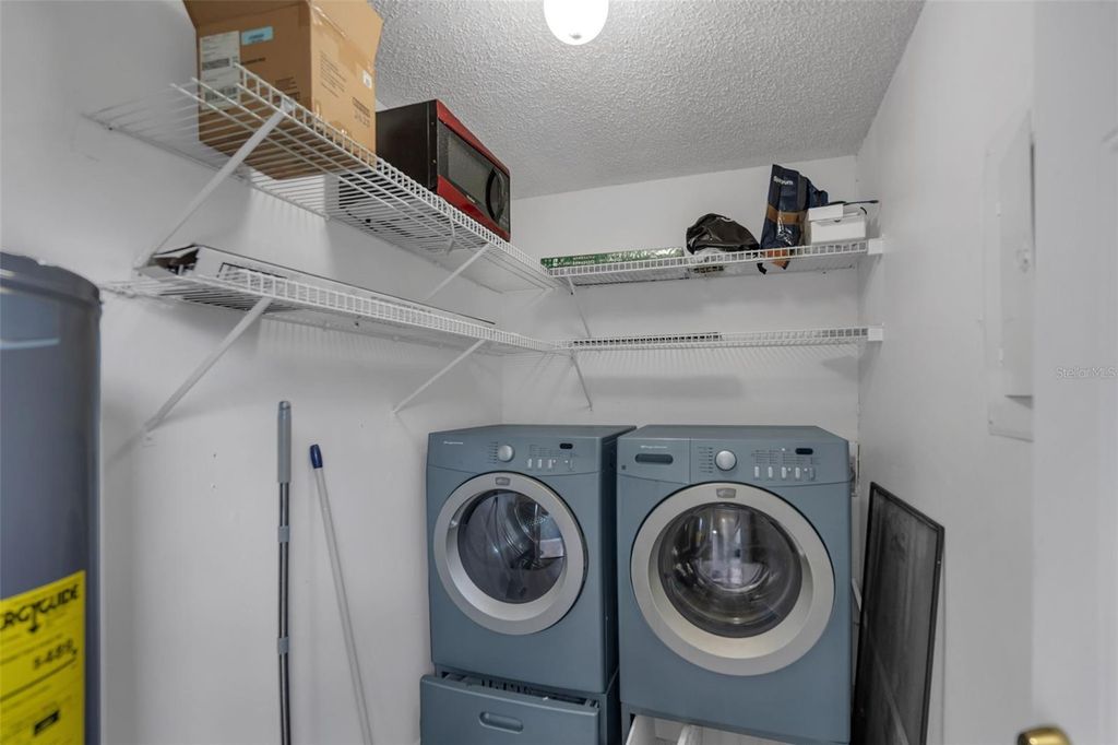 Image 31 of property listing at 5850 PEREGRINE AVE C10, Orlando, FL 32819