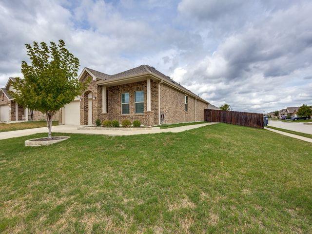 1512 Fields View Drive, Anna, TX 75409