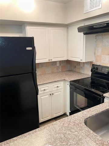 2625 Marilee Lane 2, Houston, TX 77057