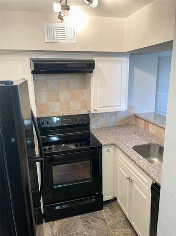 2625 Marilee Lane 2, Houston, TX 77057