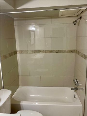 2625 Marilee Lane 2, Houston, TX 77057