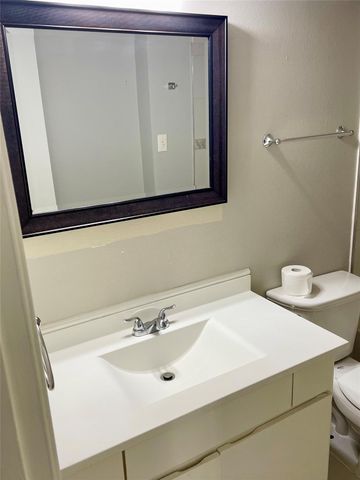 2625 Marilee Lane 2, Houston, TX 77057