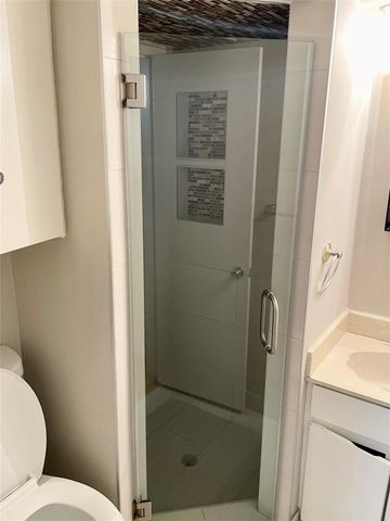 2625 Marilee Lane 2, Houston, TX 77057