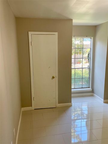 2625 Marilee Lane 2, Houston, TX 77057