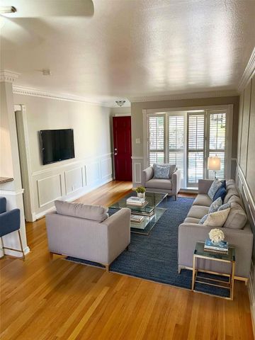 2625 Marilee Lane 2, Houston, TX 77057