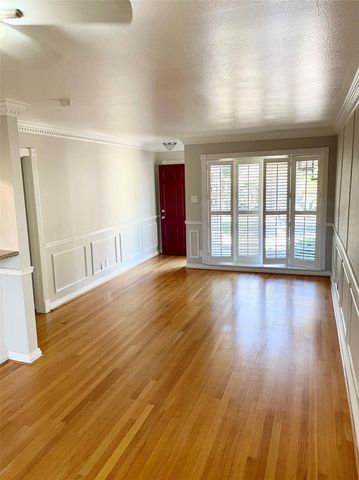 2625 Marilee Lane 2, Houston, TX 77057