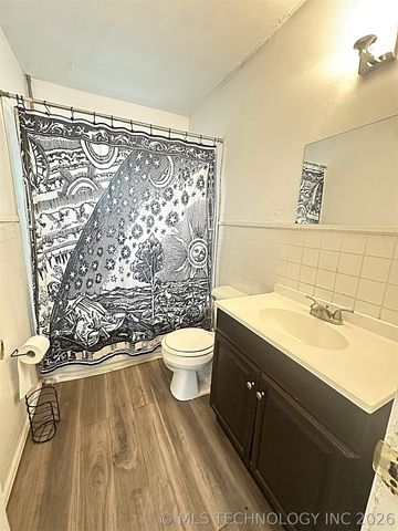 619 M SW, Ardmore, OK 73401