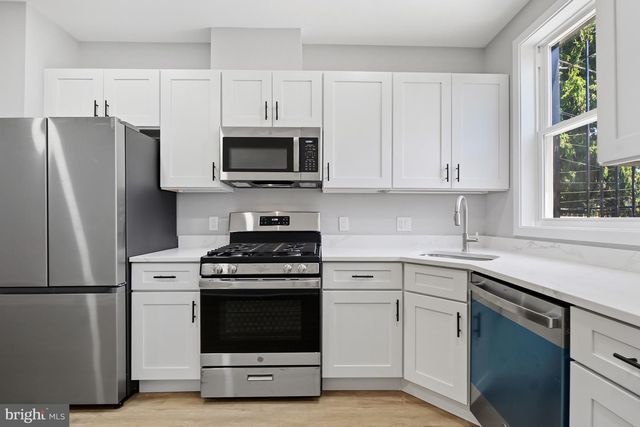 2115 MCCULLOH ST, Baltimore, MD 21217