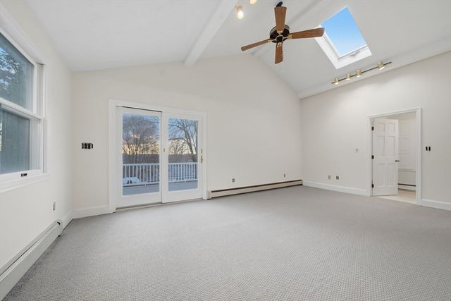 99 Garfield Ave A, Woburn, MA 01801