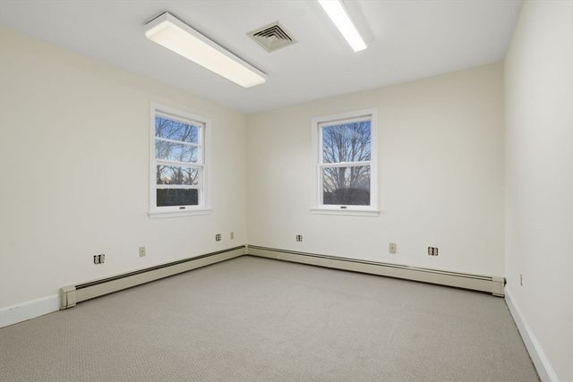 99 Garfield Ave A, Woburn, MA 01801