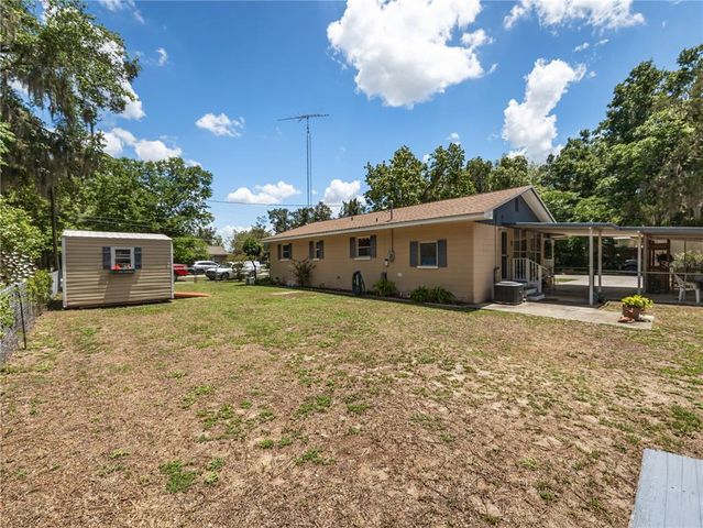 5915 SE HOLLY ROAD, Belleview, FL 34420