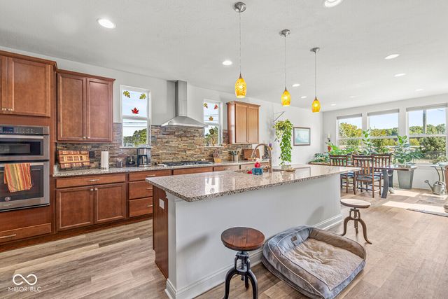 9627 Summerton Drive, Fishers, IN 46037